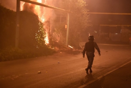 В Греции подожгли здание футбольной федерации и запретили весь футбол