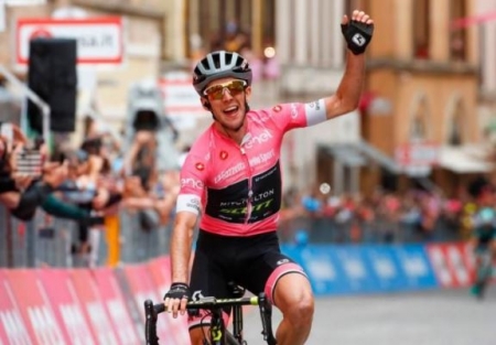 Саймон Йейтс выиграл 15-й этап Джиро д`Италия