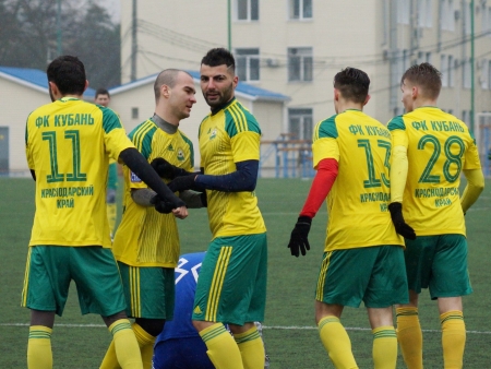 «Кубань» сыграет три товарищеских матча