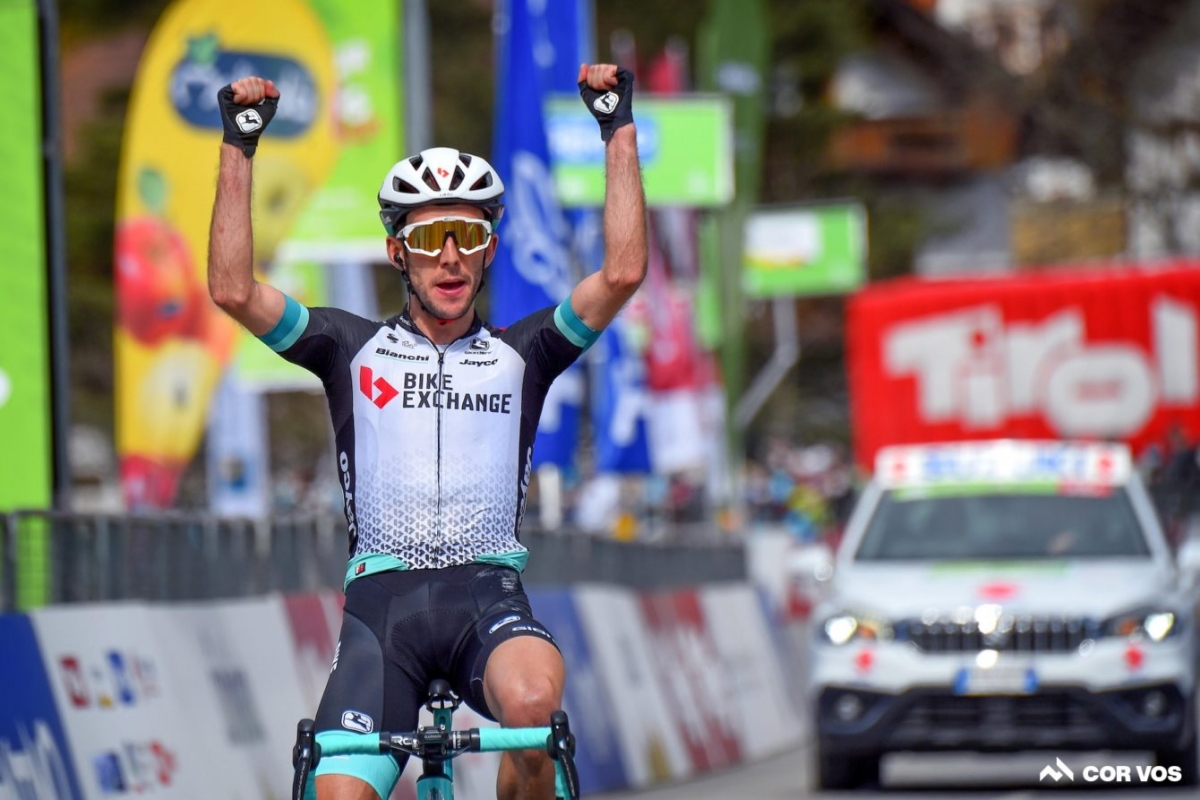 Саймон Йейтс – победитель 2 этапа Тура Альп-2021 (ВИДЕО)