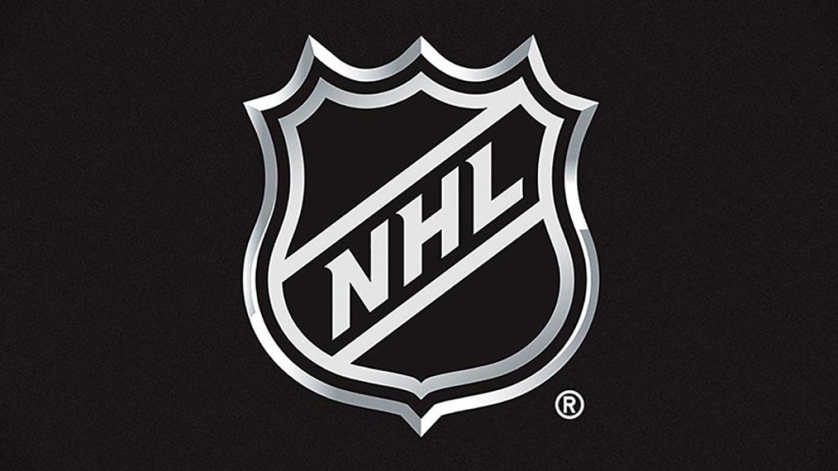 НХЛ объявила о переносе восьми матчей