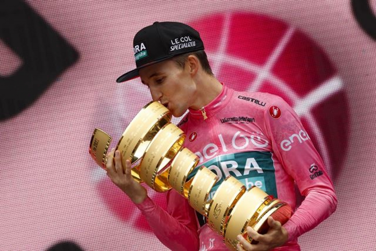 Джей Хиндли – победитель Джиро д`Италия-2022