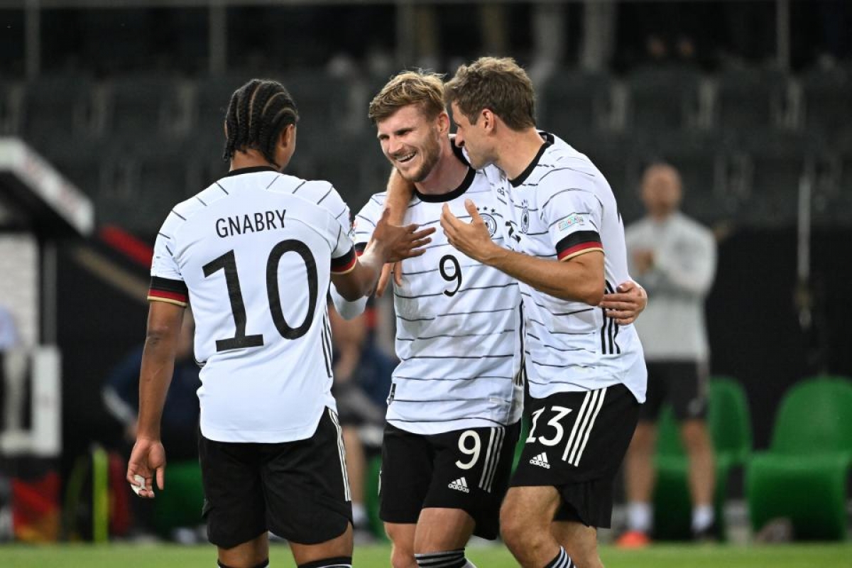 Германия разгромила Италию в матче Лиги наций. Немцы забили 5 мячей