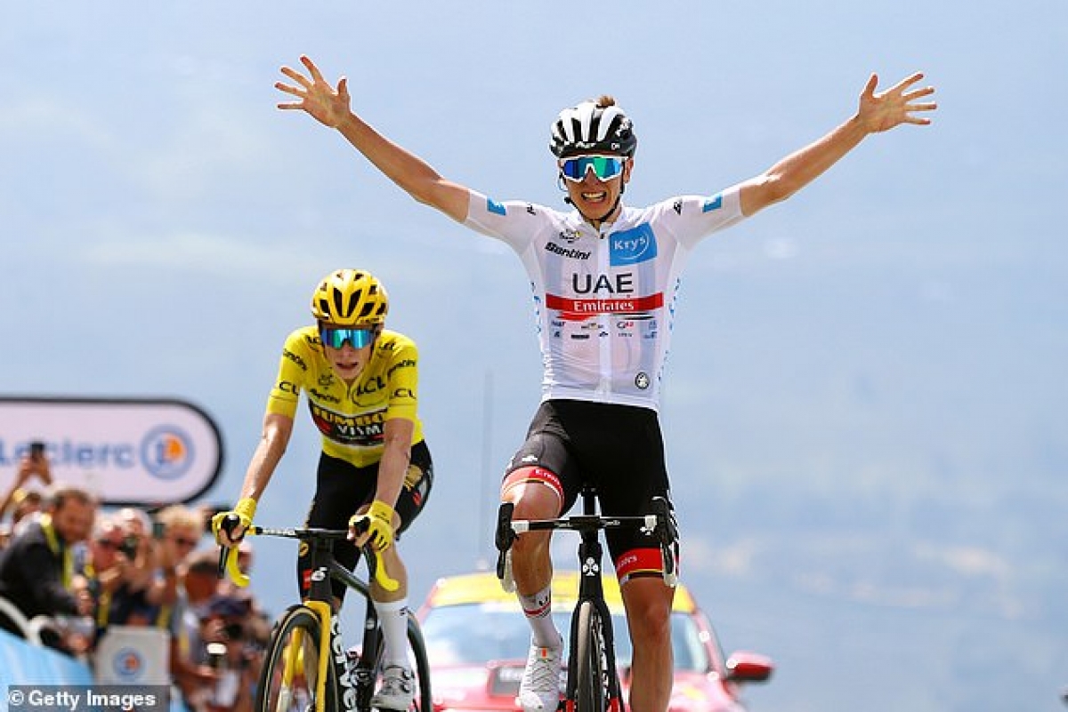 Тадей Погачар выиграл 17-й этап Тур де Франс-2022