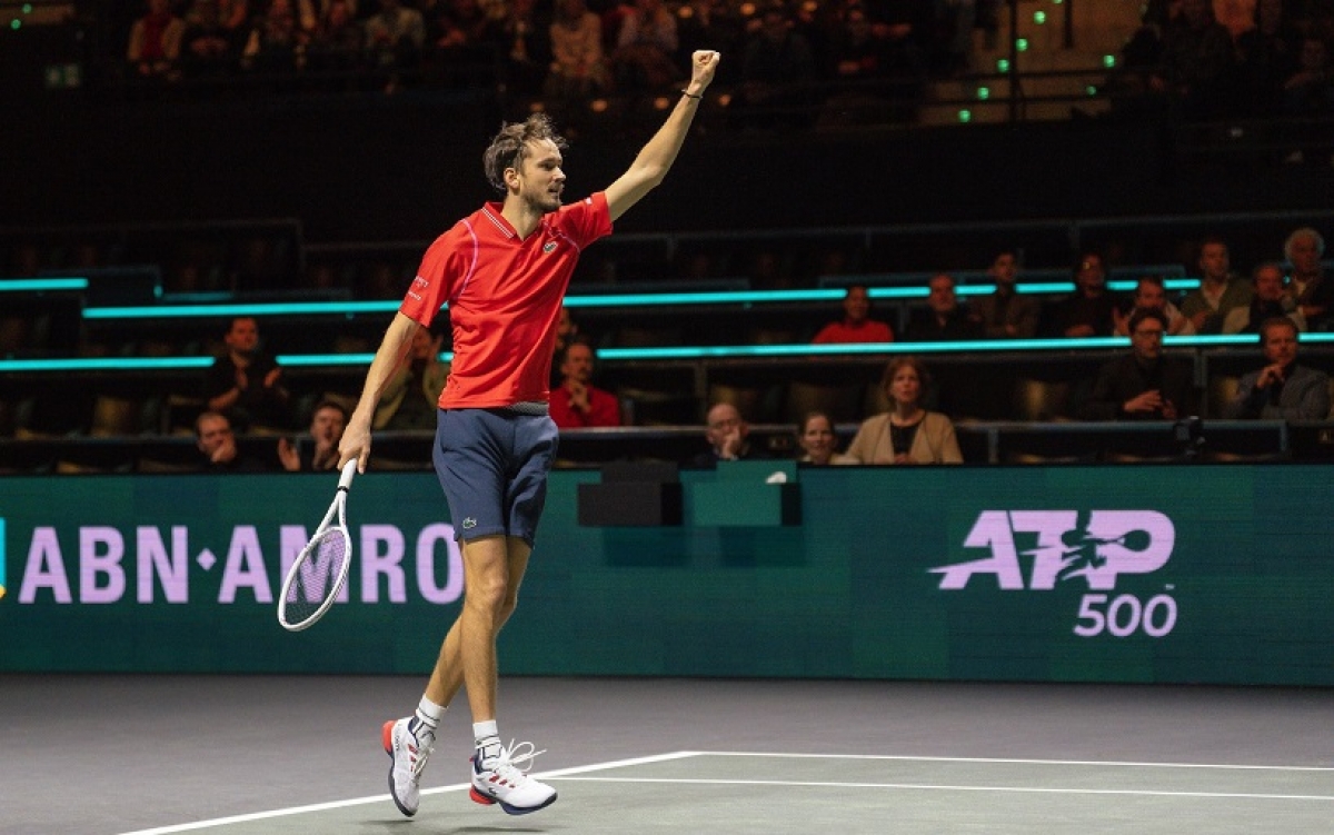 Даниил Медведев выиграл турнир серии ATP 500 в Роттердаме